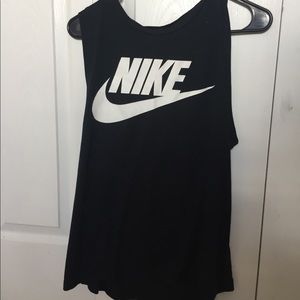 NIKE ~ workout tank